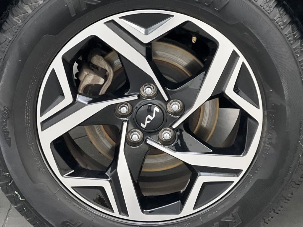 Used 2024 Kia Sportage LX image 61