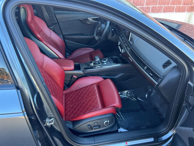 Used 2018 Audi S4 Premium Plus w/ Navigation Package image 14