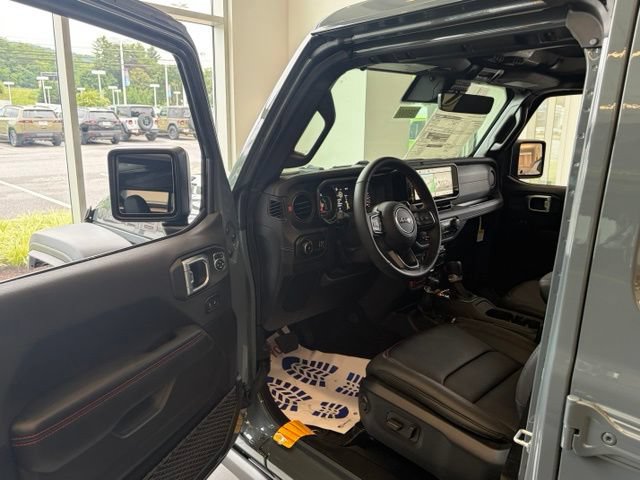 New 2026 Jeep Wrangler Unlimited Rubicon 392 w/ Quick Order Package 27X Moab AWD/4WD image 13