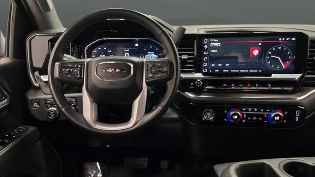 Used 2023 GMC Sierra 1500 SLT image 11