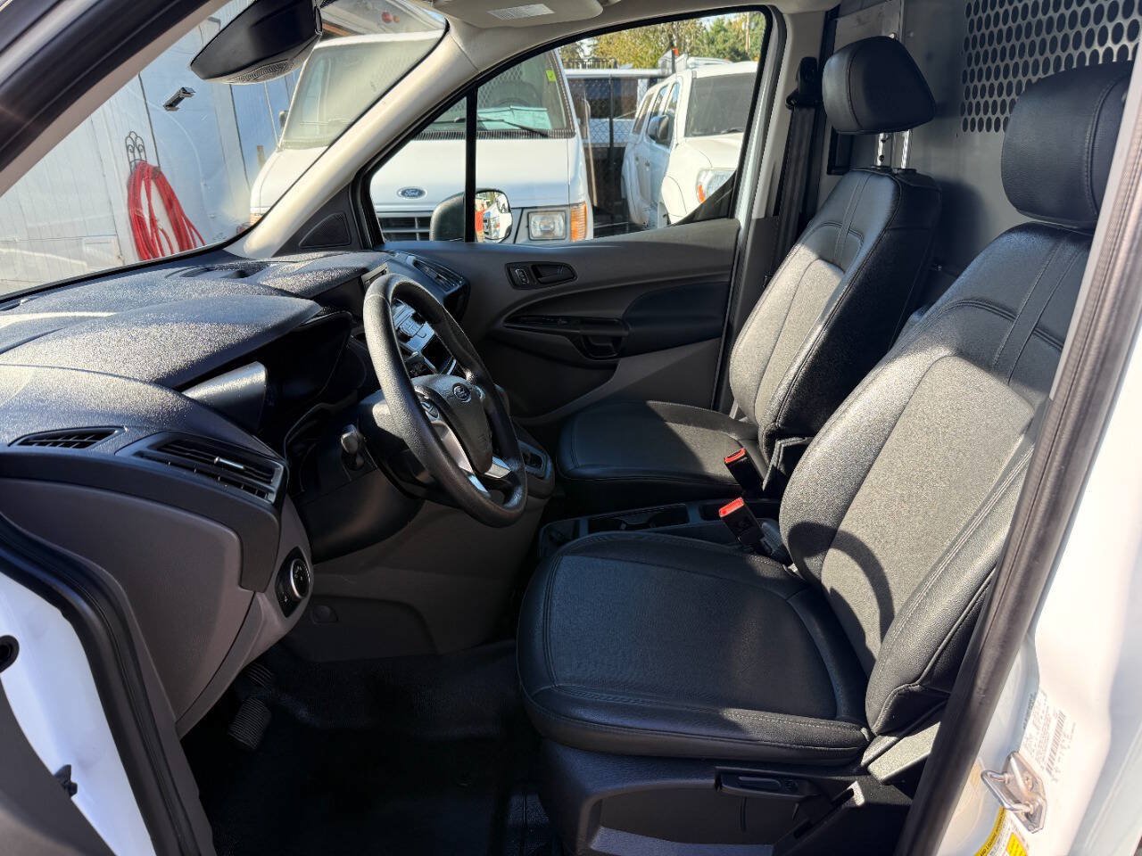 Used 2022 Ford Transit Connect XL FWD image 24