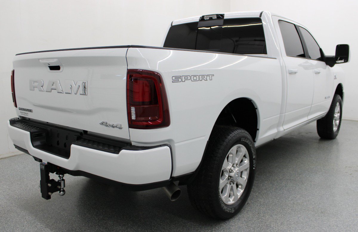 Used 2025 RAM 2500 Laramie w/ Sport Appearance Package AWD/4WD image 5