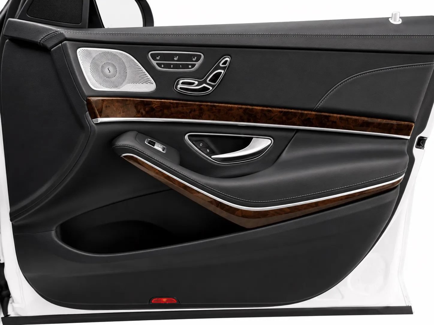 Used 2015 Mercedes-Benz S 63 AMG 4MATIC Sedan image 24
