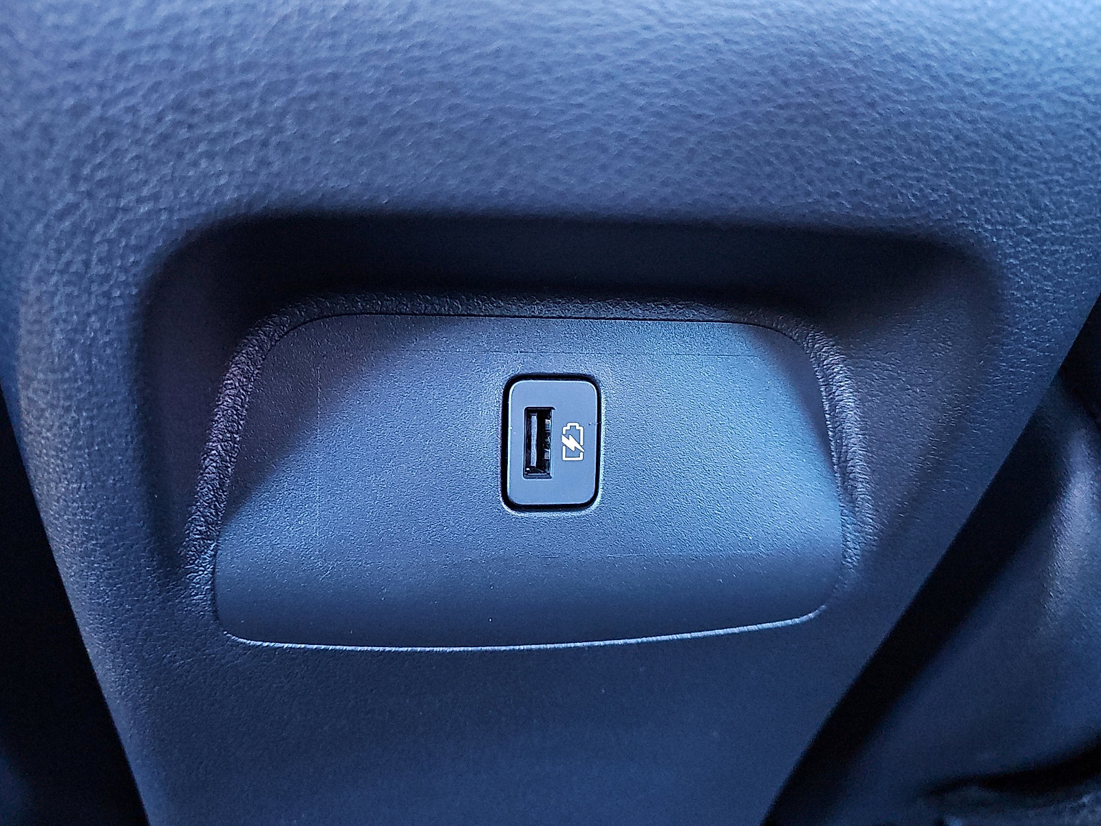 Used 2025 Nissan Sentra SR w/ SR Premium Package image 11