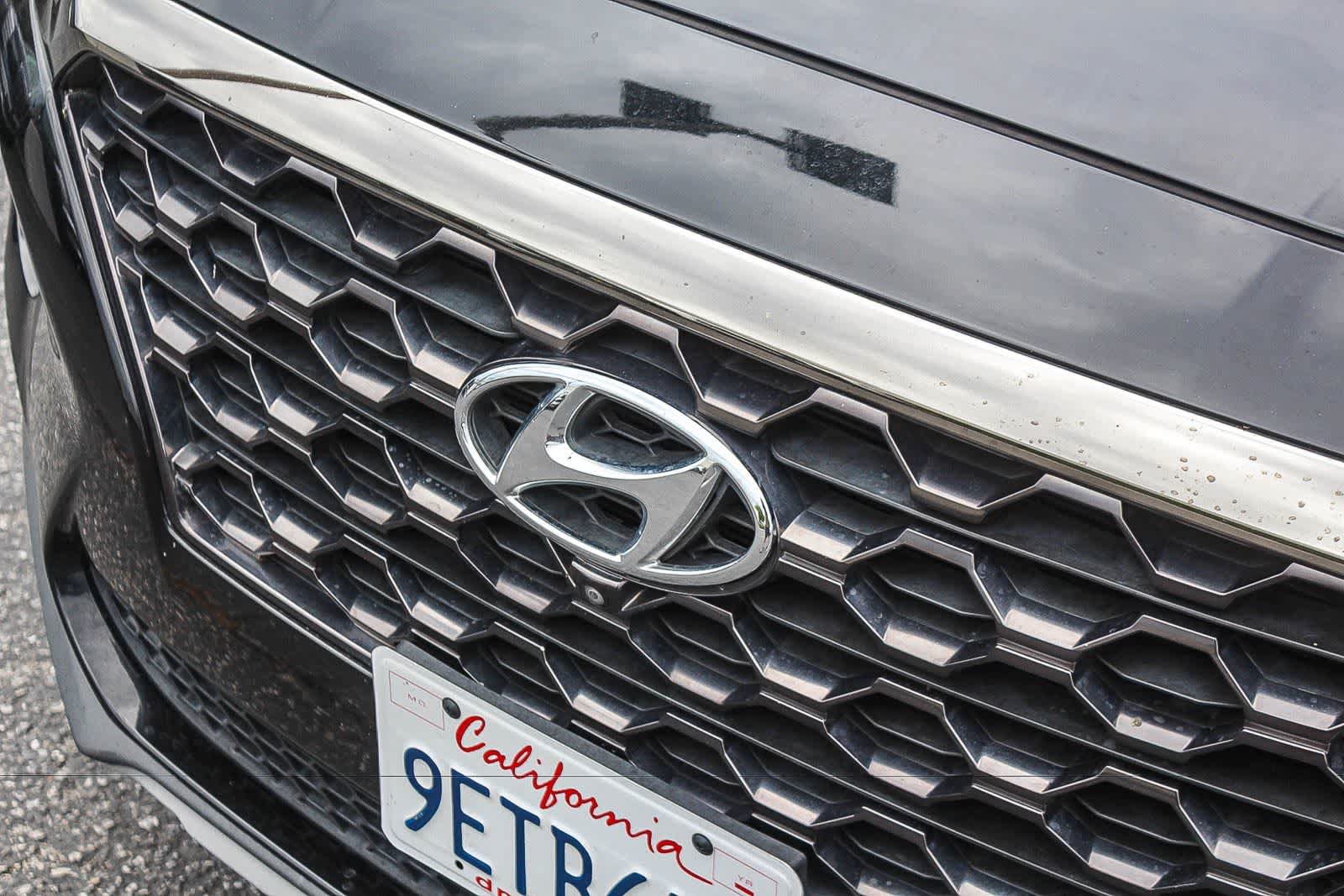 Used 2019 Hyundai Santa Fe FWD image 14