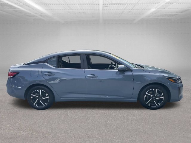 Used 2024 Nissan Sentra SV FWD image 6