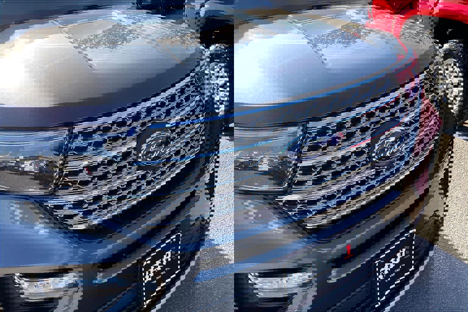 Used 2020 Ford Explorer Limited image 28