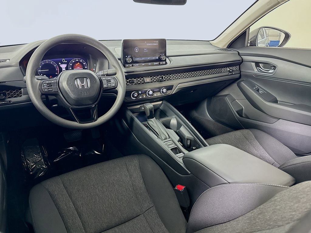 Used 2025 Honda Accord LX image 25