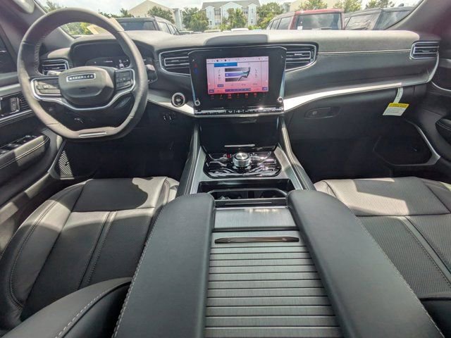 New 2025 Jeep Wagoneer Series II image 13