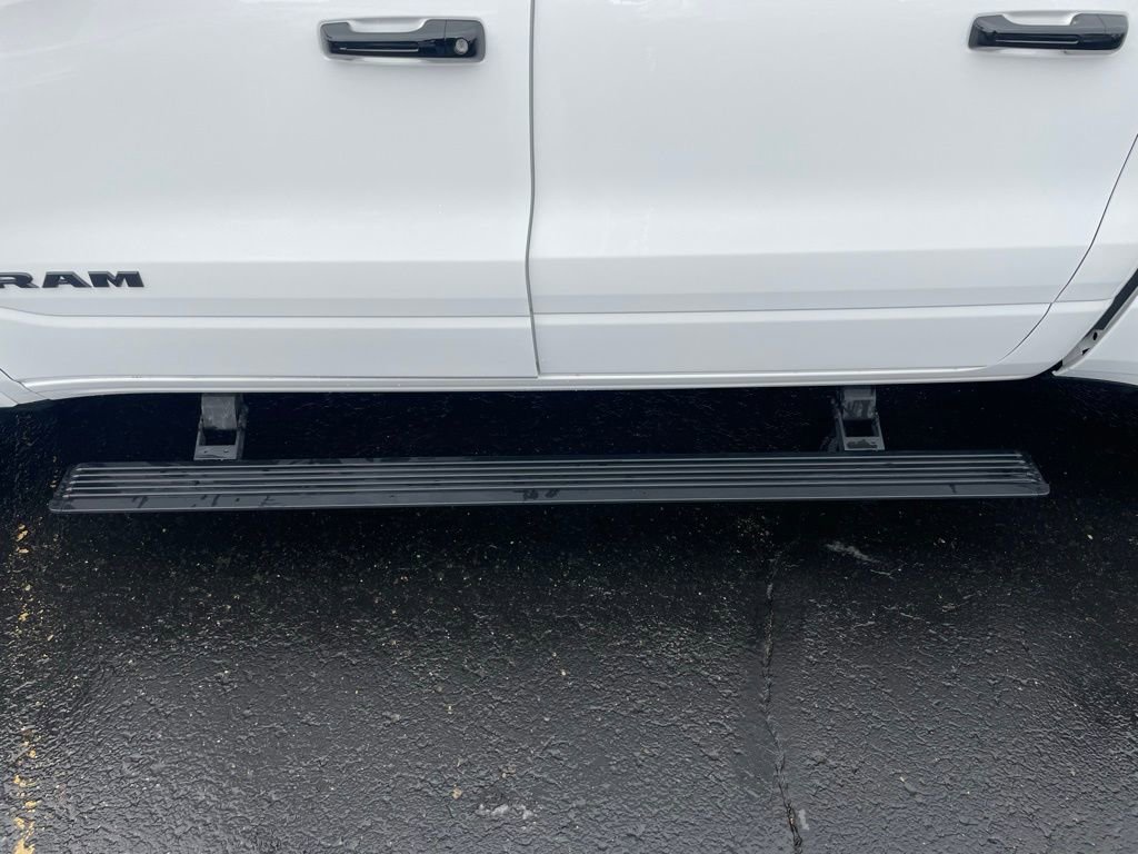 Used 2025 RAM 1500 Limited image 44