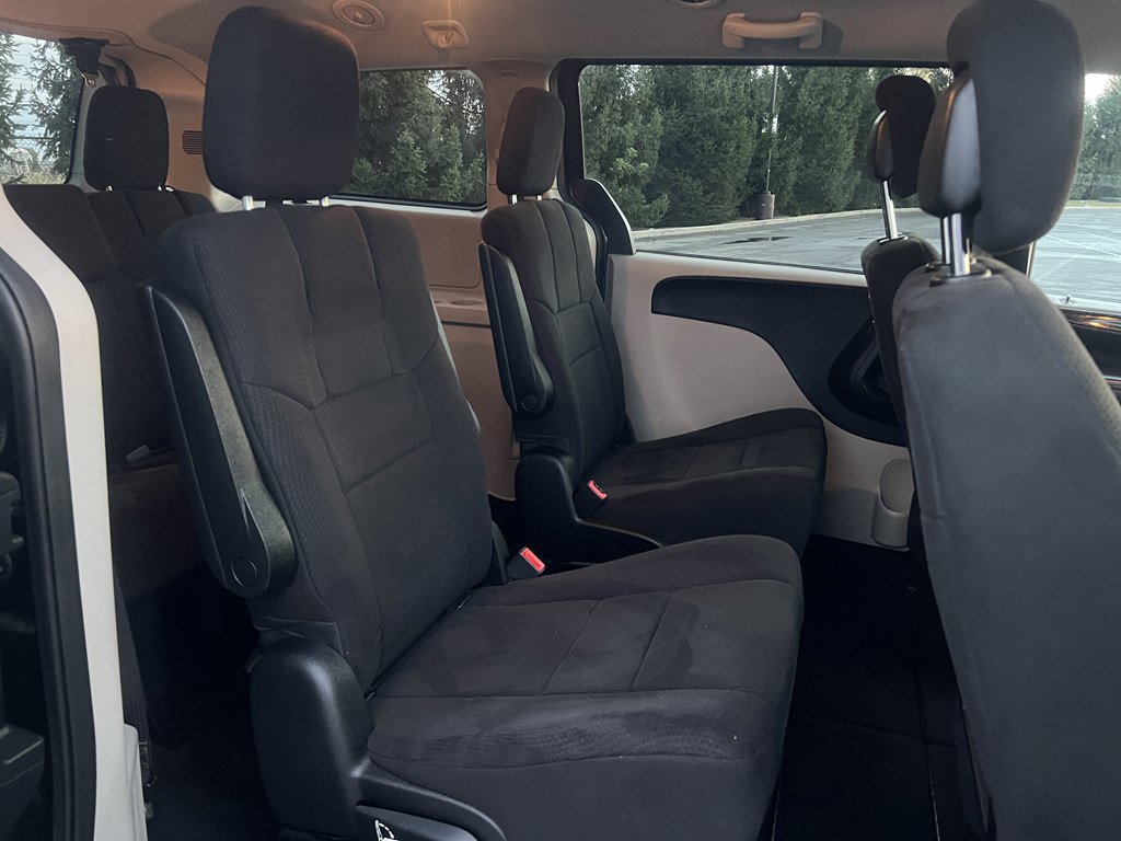 Used 2011 Dodge Grand Caravan Mainstreet w/ PWR Convenience Group image 12