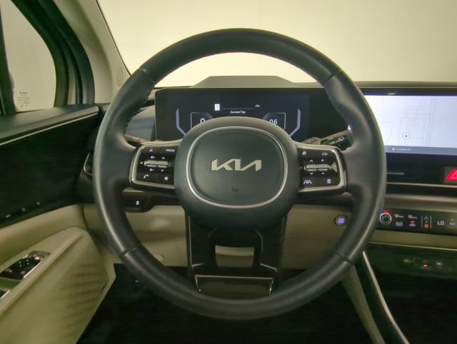 Used 2025 Kia Carnival SX Prestige FWD image 26