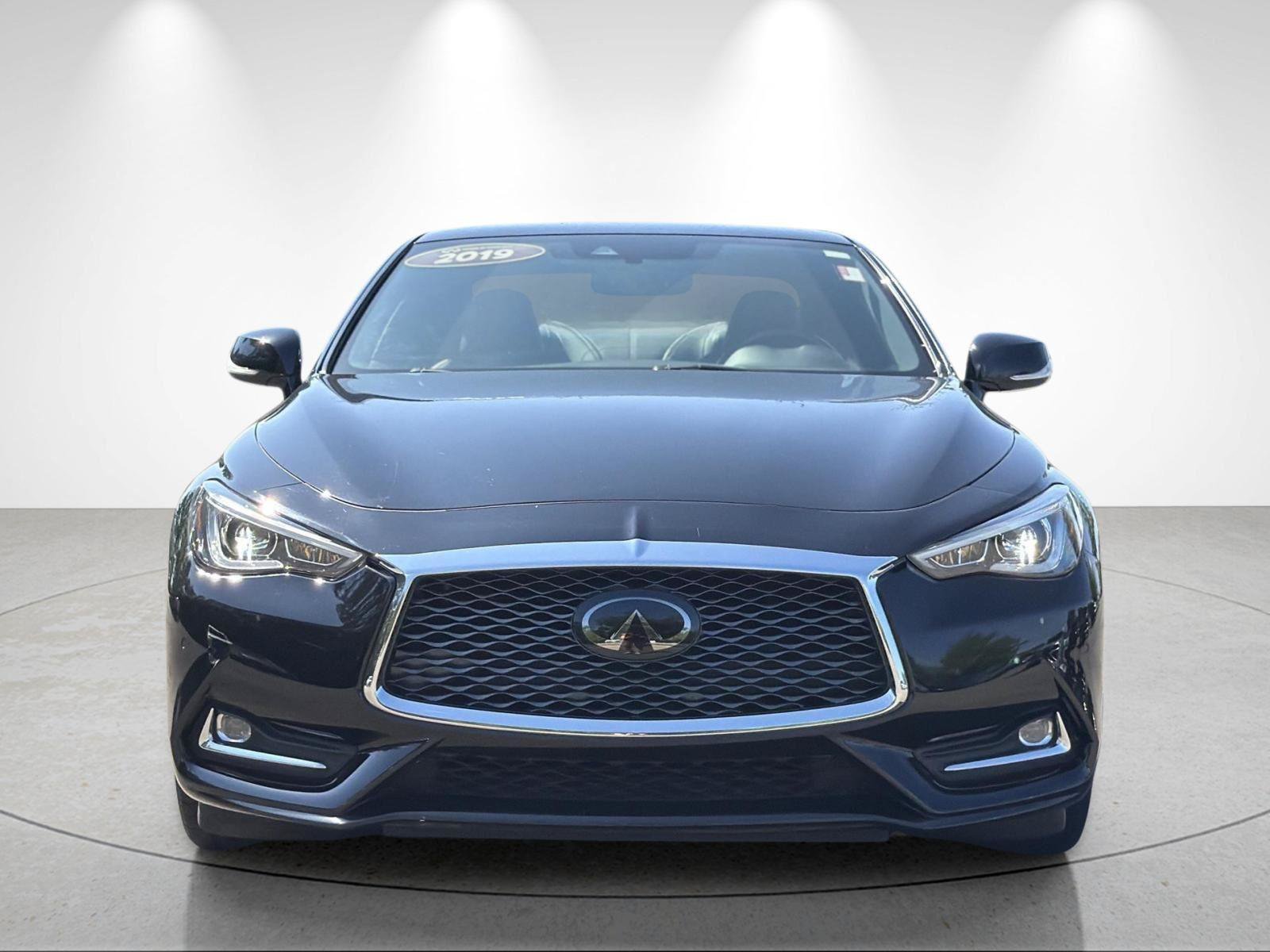 Used 2019 INFINITI Q60 3.0t Luxe w/ Essential Package AWD/4WD image 7
