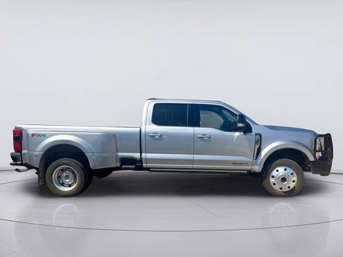 Used 2024 Ford F450 Lariat w/ Lariat Ultimate Package AWD/4WD image 2