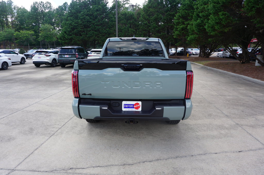 Used 2025 Toyota Tundra Platinum AWD/4WD image 17