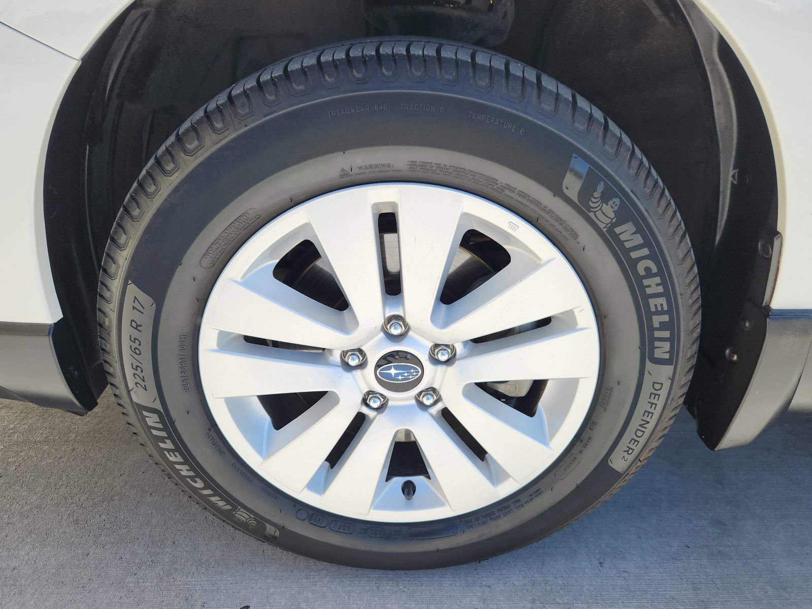 Used 2015 Subaru Outback 2.5i Premium w/ Popular Package #3 AWD/4WD image 17