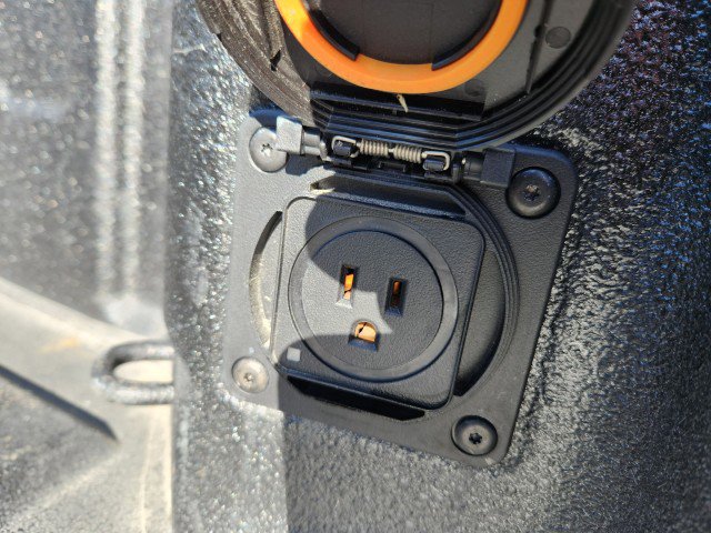 Used 2025 Chevrolet Silverado 2500 Custom w/ Custom Value Package image 19