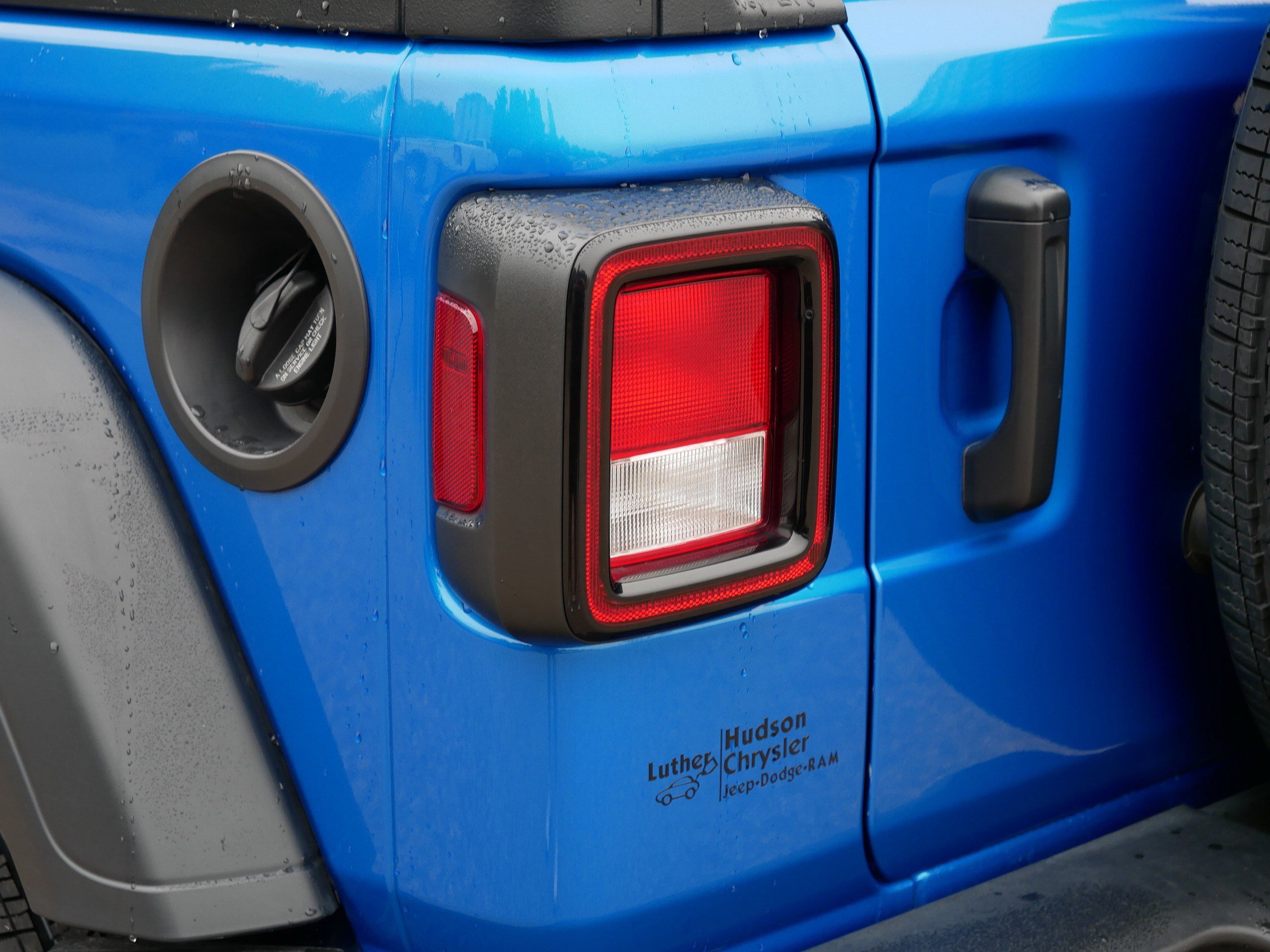 Used 2024 Jeep Wrangler Sport S image 17