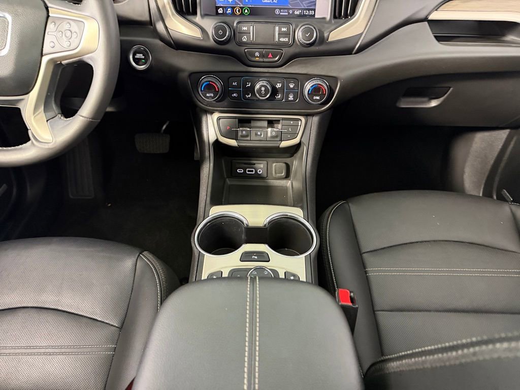 Used 2022 GMC Terrain Denali image 26