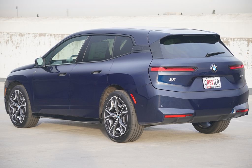 New 2026 BMW iX xDrive45 w/ Premium Package image 7