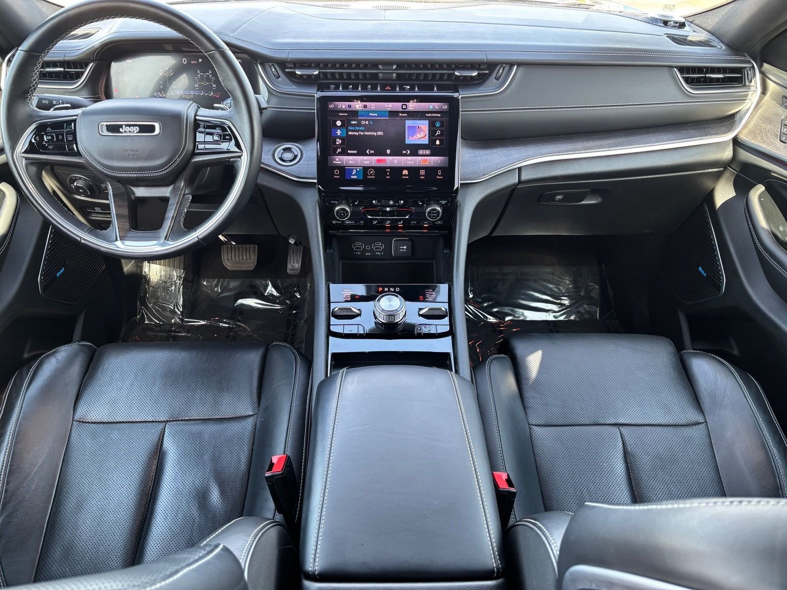 Used 2022 Jeep Grand Cherokee Overland w/ Luxury Tech Group IV image 20