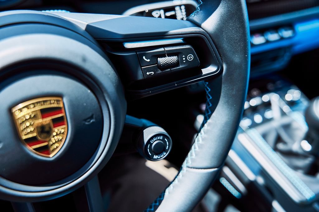 Used 2022 Porsche 911 GT3 RWD image 52