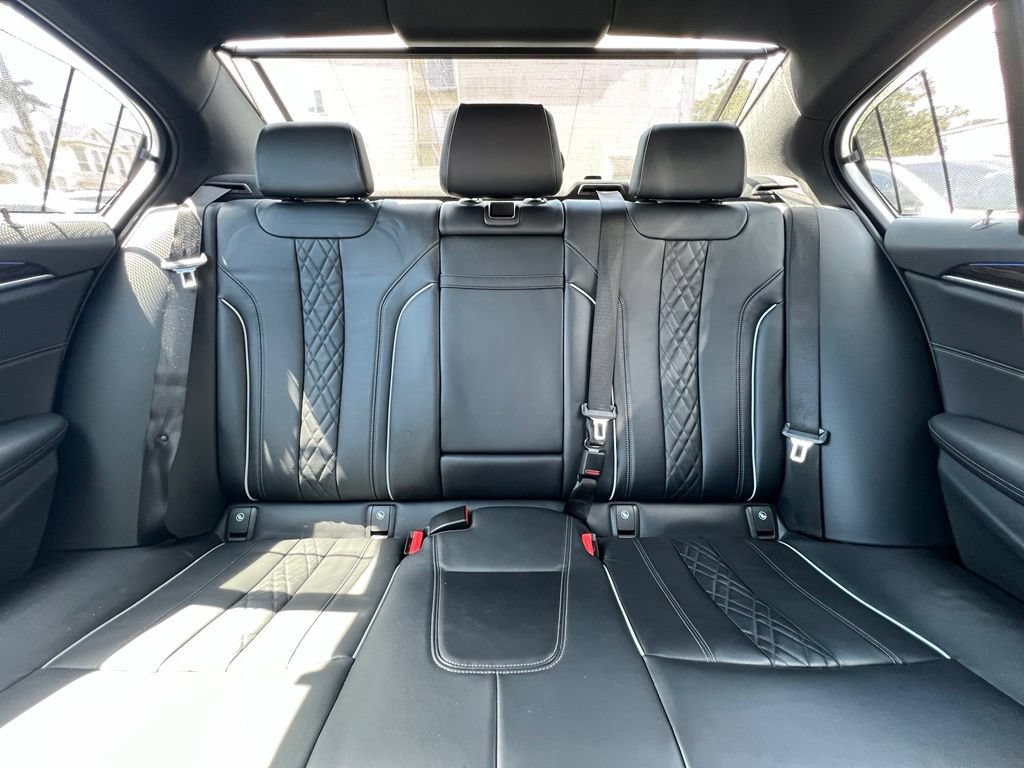 Used 2021 BMW 540i w/ Executive Package RWD image 14