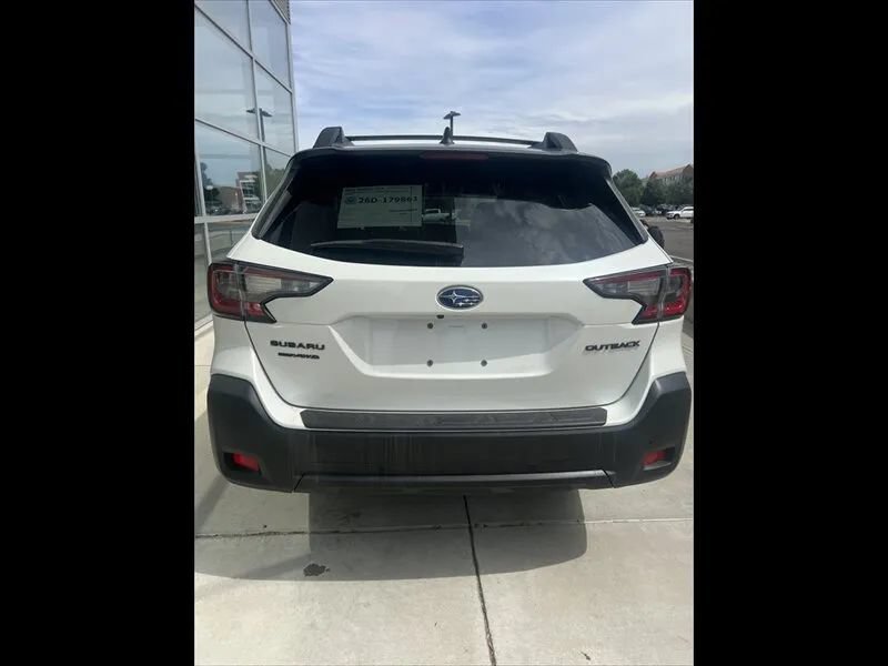 Used 2024 Subaru Outback Onyx Edition AWD/4WD image 6