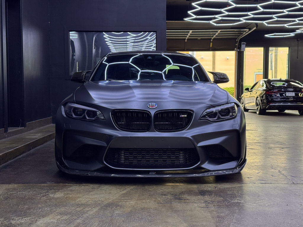 Used 2018 BMW M2 w/ Executive Package RWD image 2