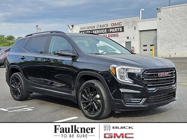 Used 2023 GMC Terrain SLE w/ Driver Convenience Package