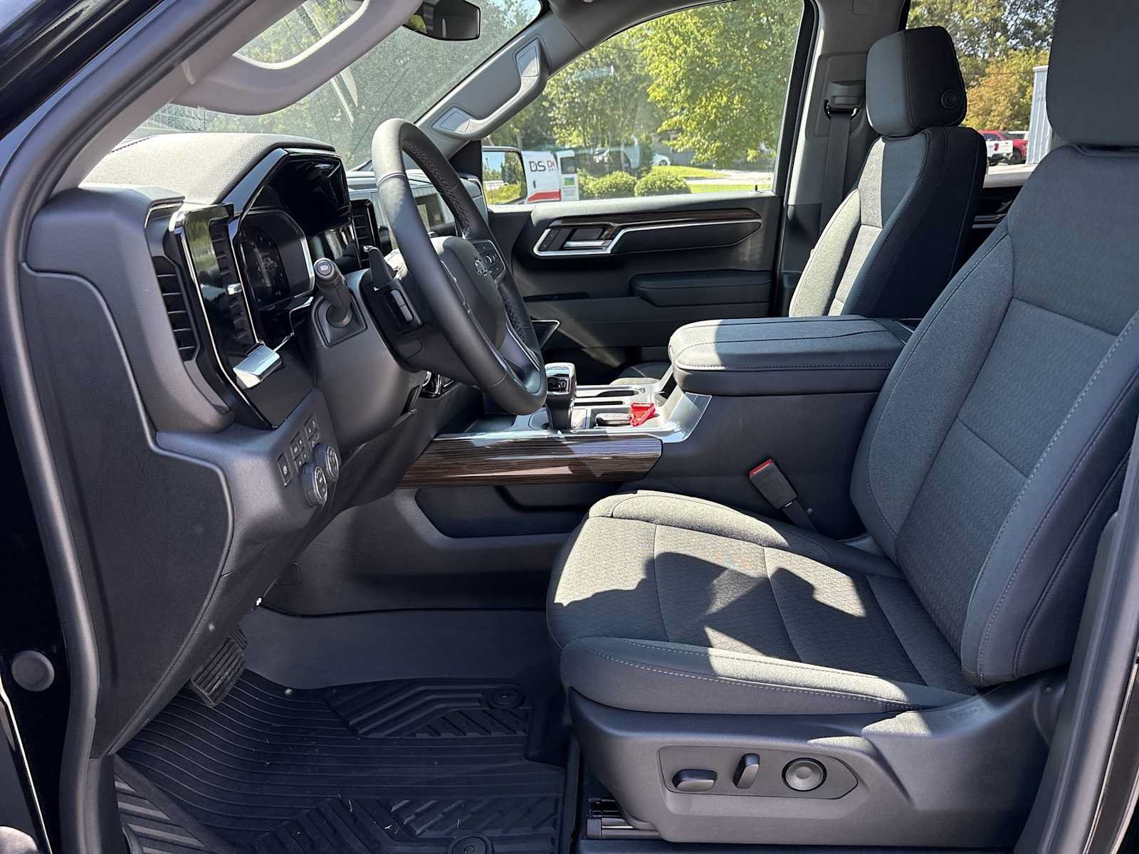 New 2026 Chevrolet Silverado 1500 RST w/ Safety Package AWD/4WD image 18