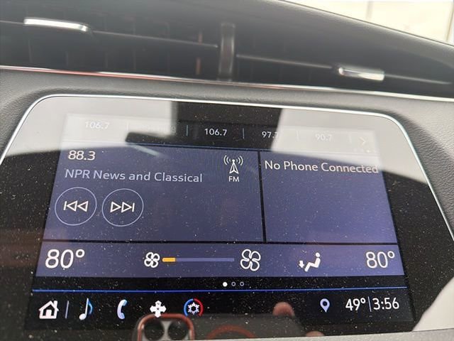 Used 2019 Cadillac XT4 Premium Luxury w/ Driver Assist Package image 18