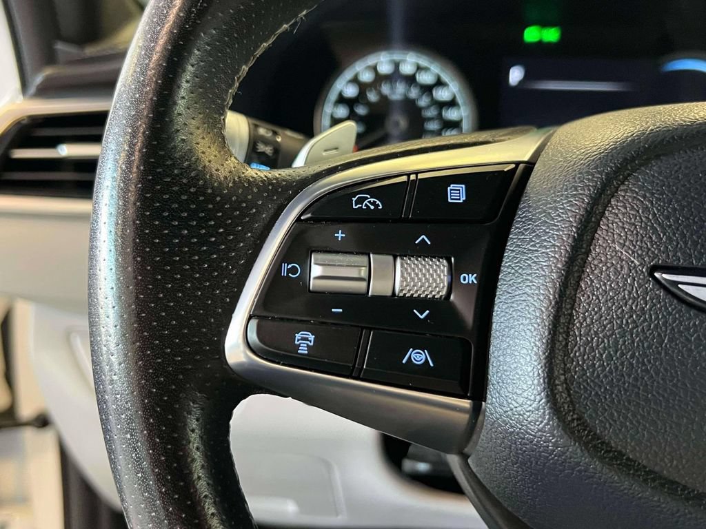 Used 2024 Genesis G70 2.5T AWD/4WD image 19