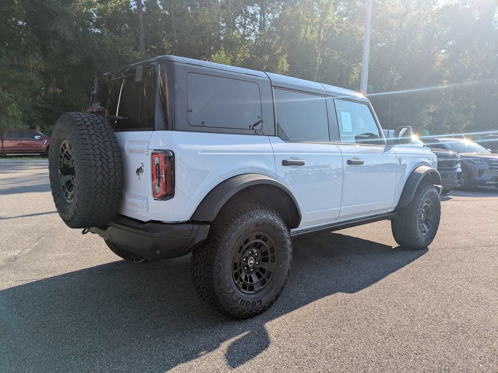 New 2026 Ford Bronco Badlands w/ Sasquatch Package AWD/4WD image 4