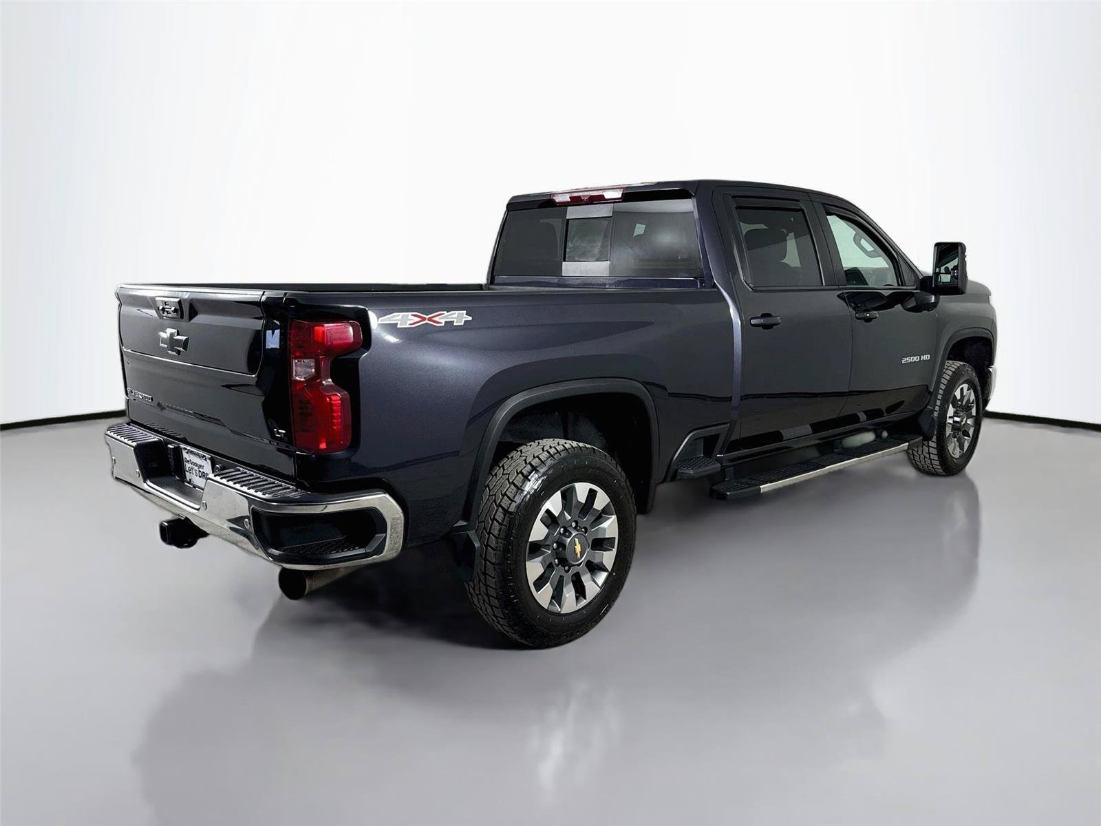 Used 2024 Chevrolet Silverado 2500 LT w/ All Star Edition AWD/4WD image 9