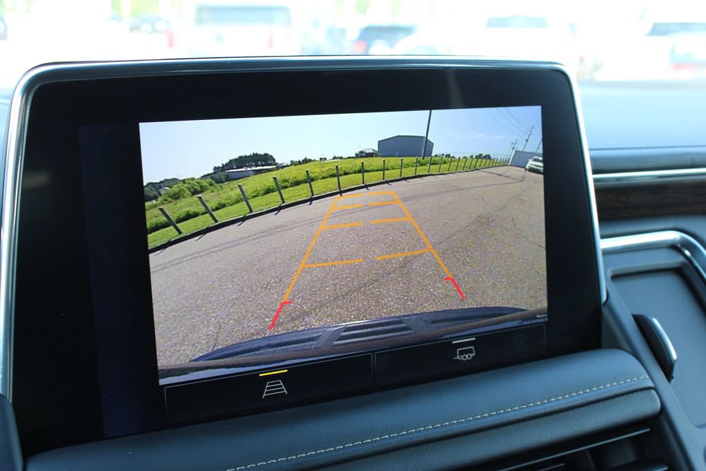 Used 2024 Chevrolet Suburban Premier RWD image 14