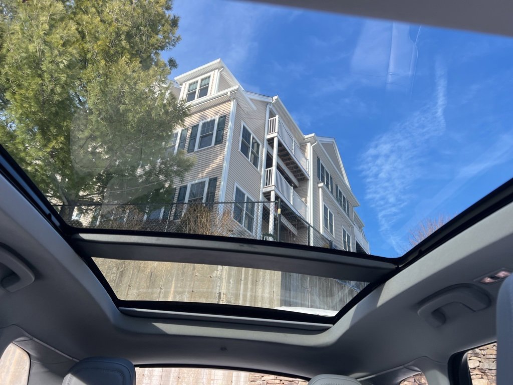 Used 2020 Lincoln Corsair Standard w/ Premium Package image 23