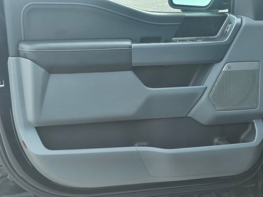 New 2025 Ford F150 Lightning Flash image 27