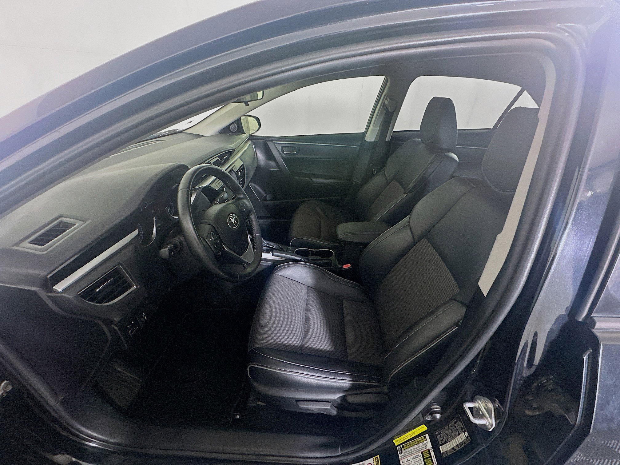 Used 2016 Toyota Corolla S FWD image 13
