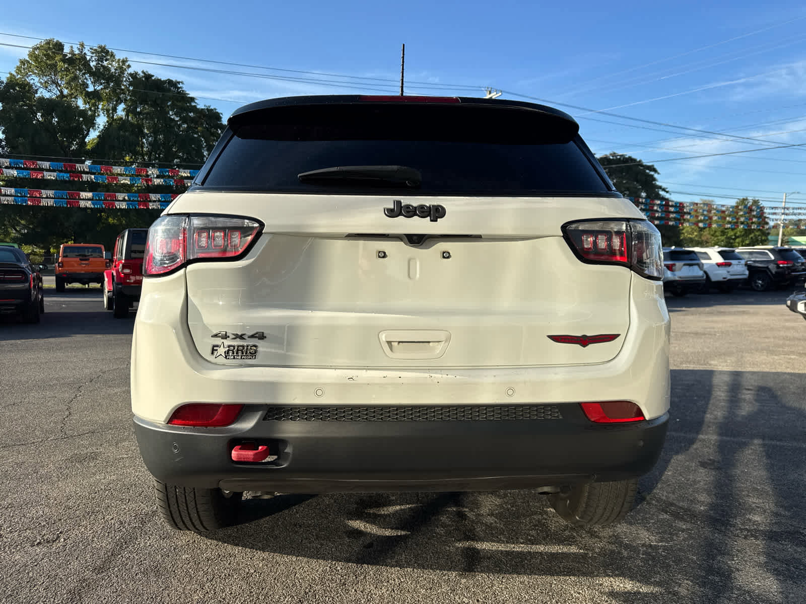 Used 2023 Jeep Compass Trailhawk image 10