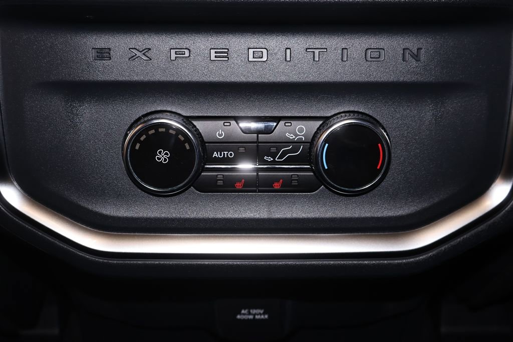 New 2026 Ford Expedition Platinum image 15