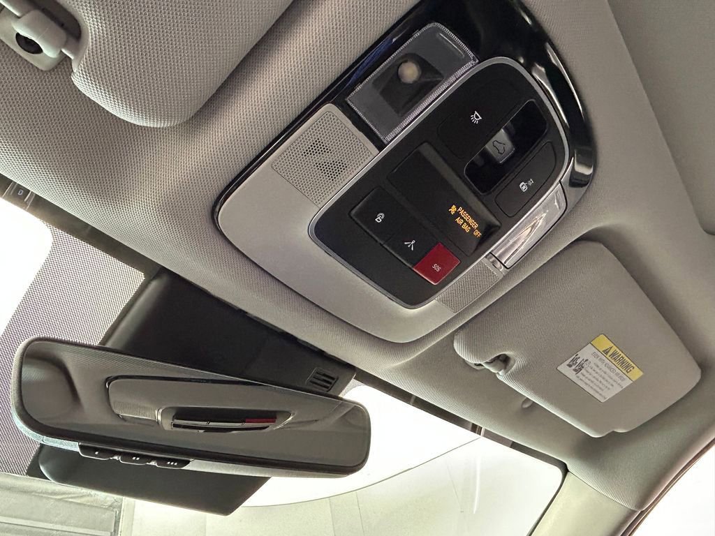 Used 2023 Hyundai Sonata Limited w/ Preferred Accessory Package FWD image 48