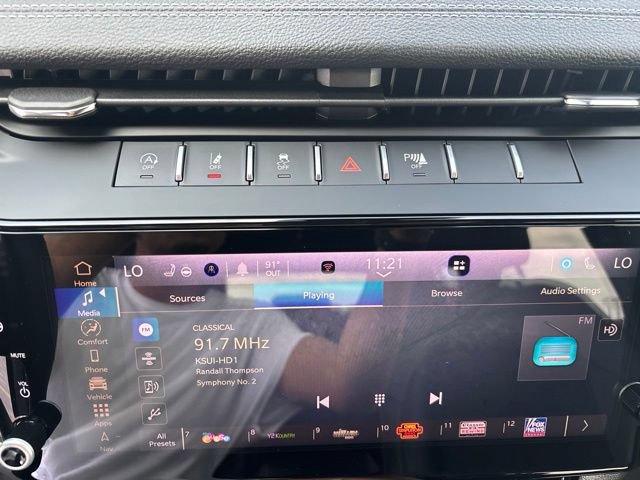 New 2026 Jeep Grand Cherokee Altitude AWD/4WD image 33