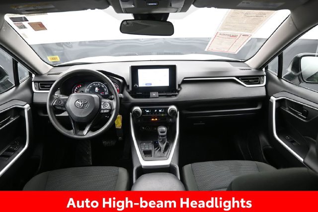 Certified 2025 Toyota RAV4 LE AWD/4WD image 13