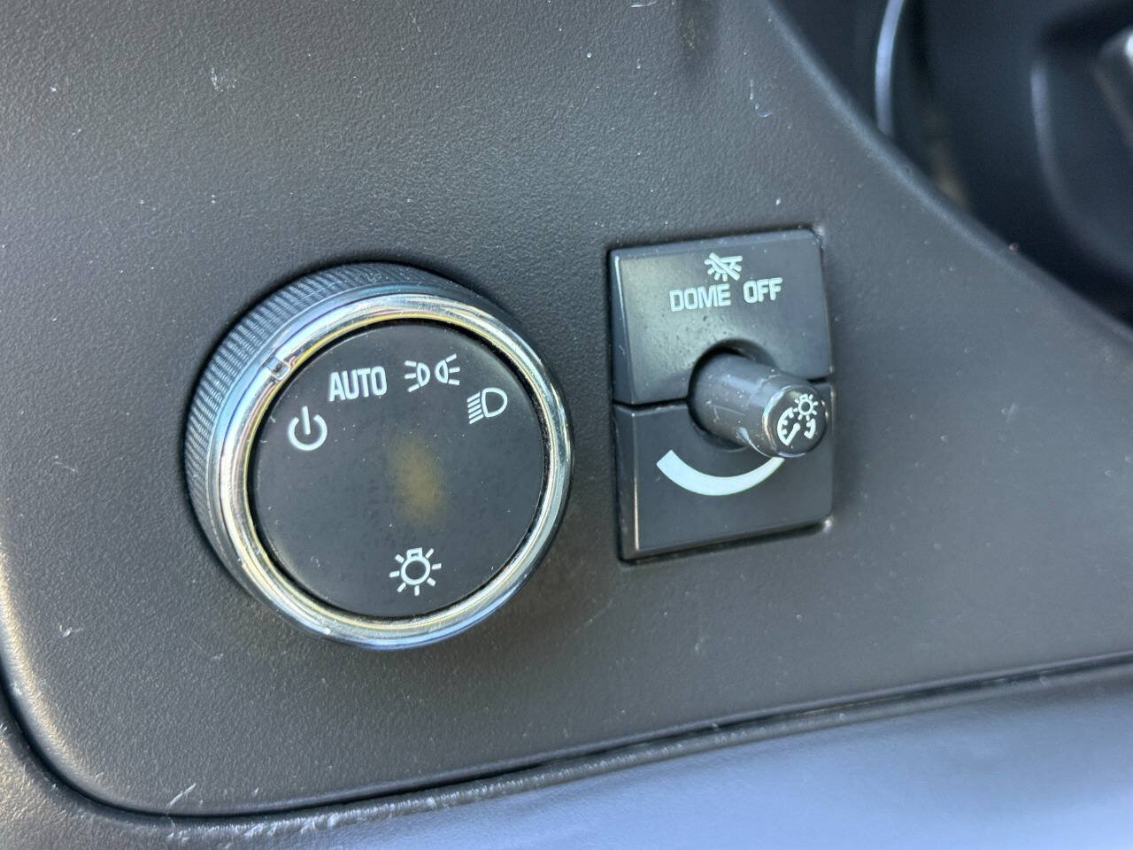 Used 2010 Chevrolet Express 3500 RWD image 13