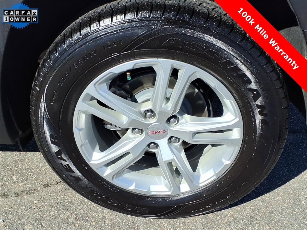 Used 2023 GMC Terrain SLE w/ Driver Convenience Package image 12