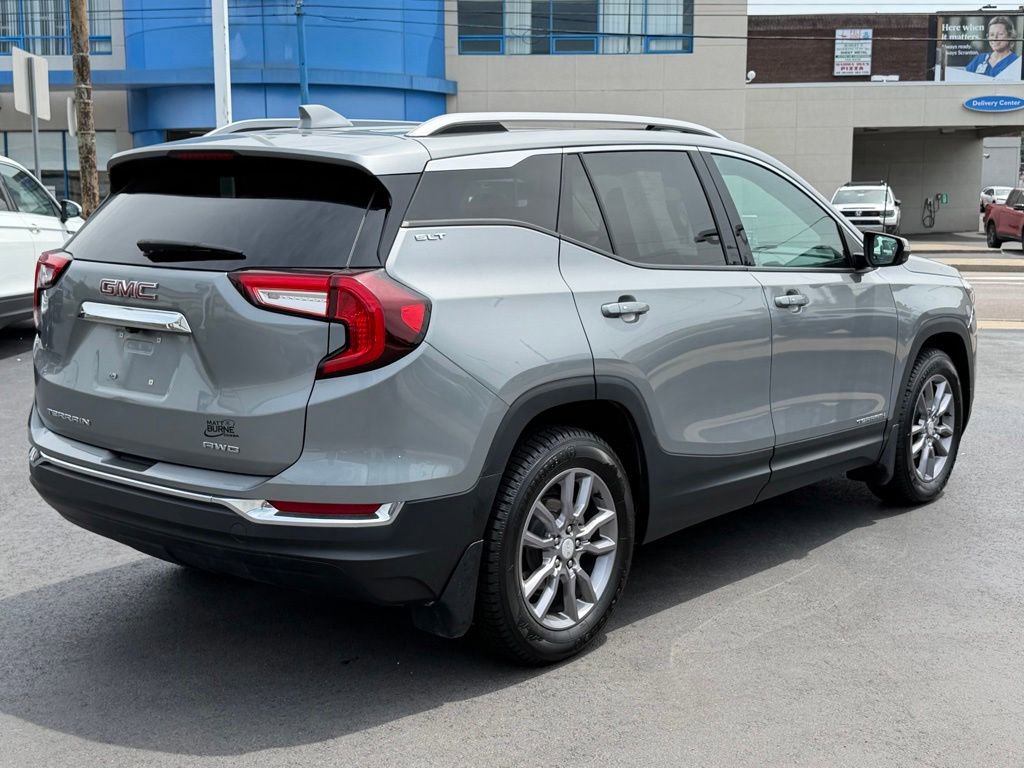Used 2023 GMC Terrain SLT w/ Infotainment Package II AWD/4WD image 27