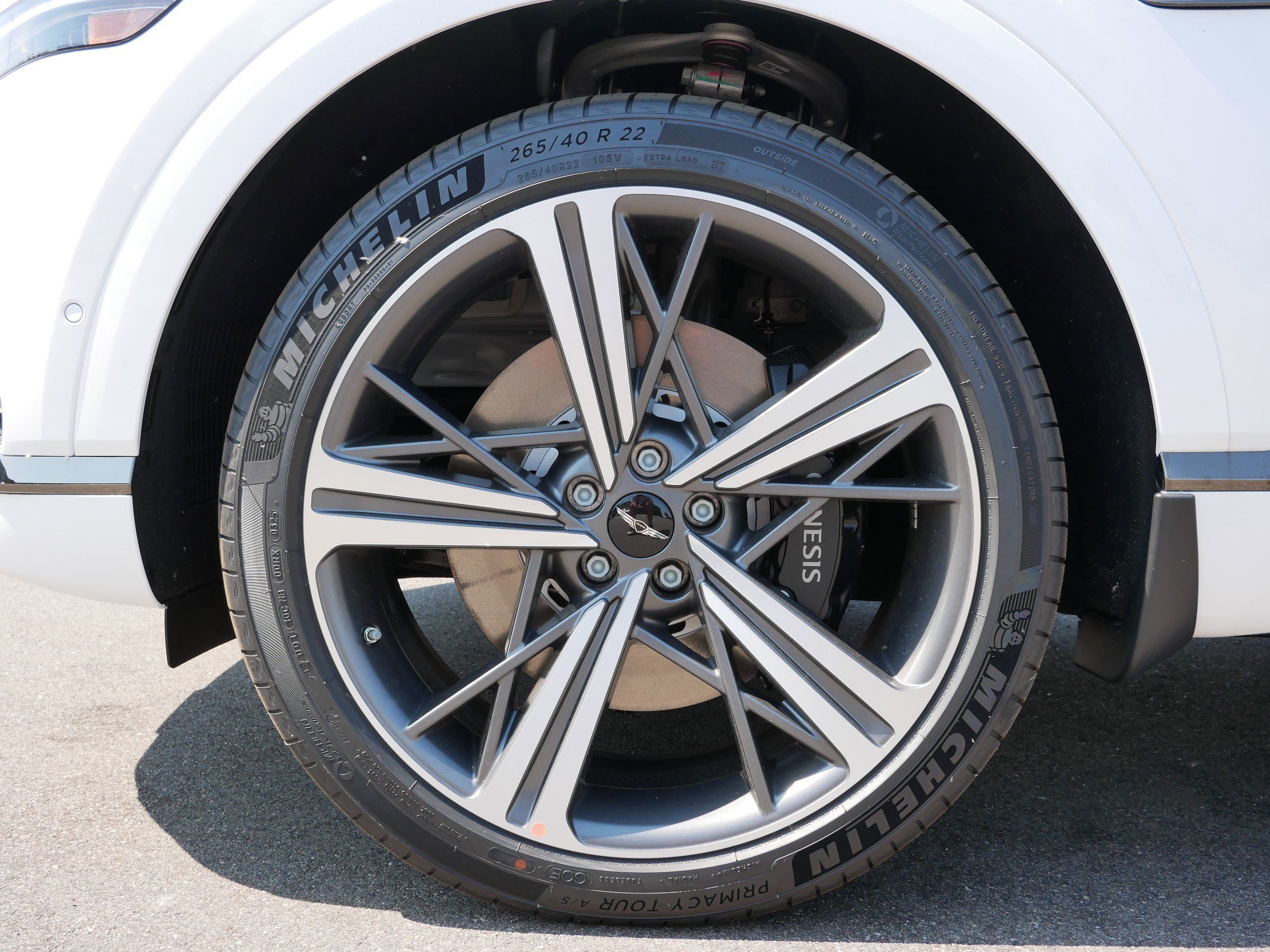 New 2025 Genesis GV80 3.5T e-SC image 3