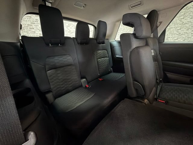 Used 2026 Nissan Pathfinder SV FWD image 14