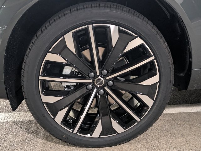 New 2026 Volvo XC60 B5 Ultra w/ Climate Package AWD/4WD image 10